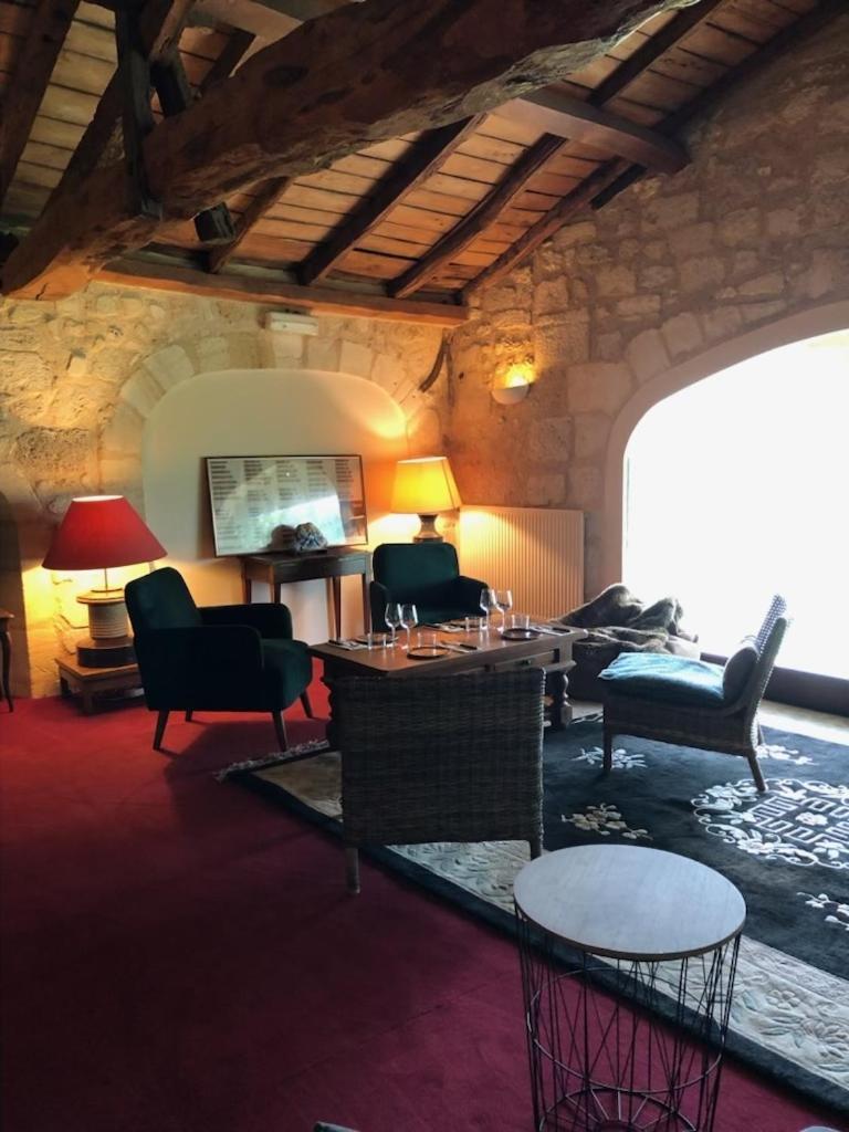 Chateau De La Vieille Chapelle Lugon et l’Ile du Carney Dış mekan fotoğraf