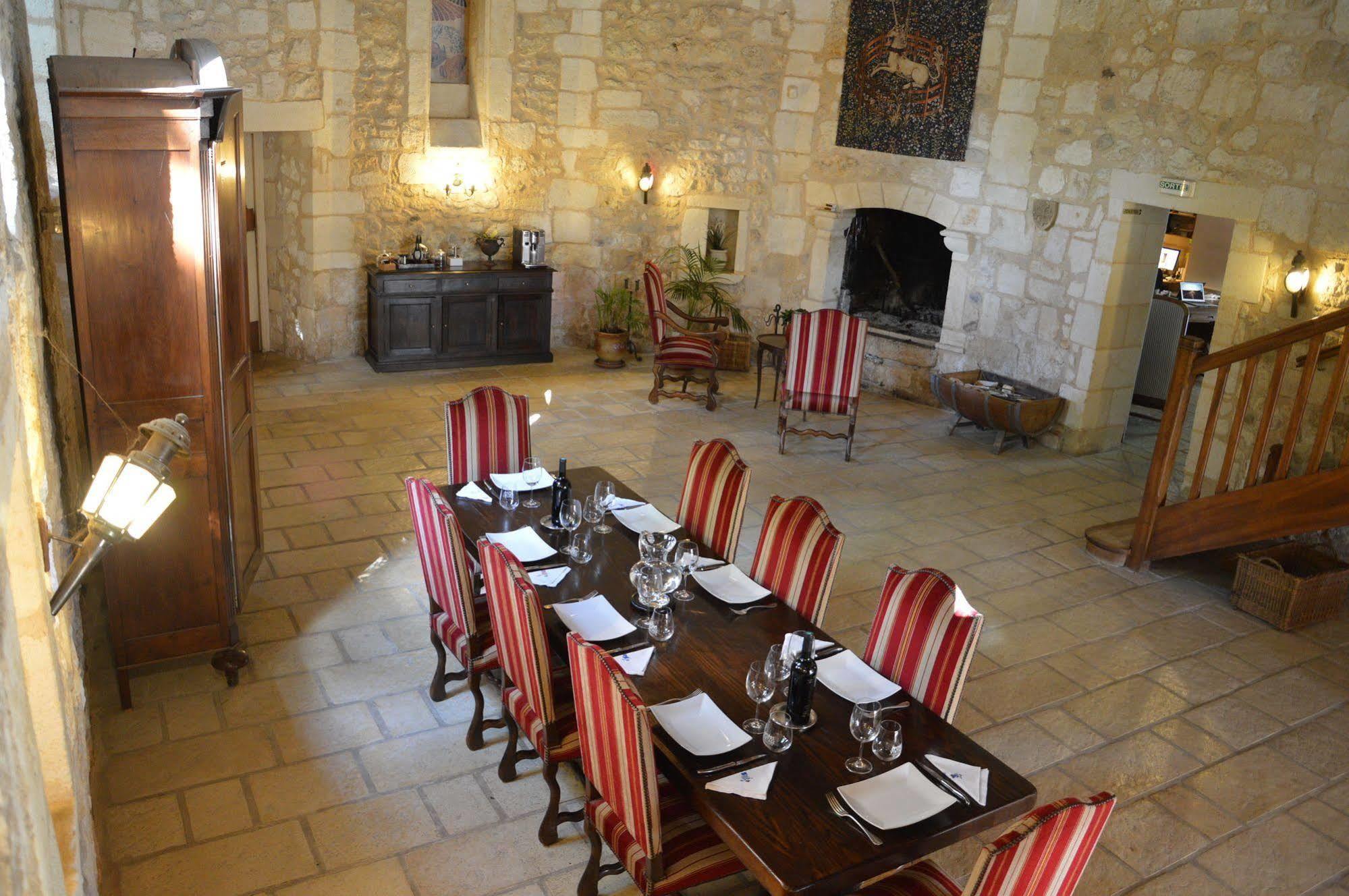 Chateau De La Vieille Chapelle Lugon et l’Ile du Carney Dış mekan fotoğraf